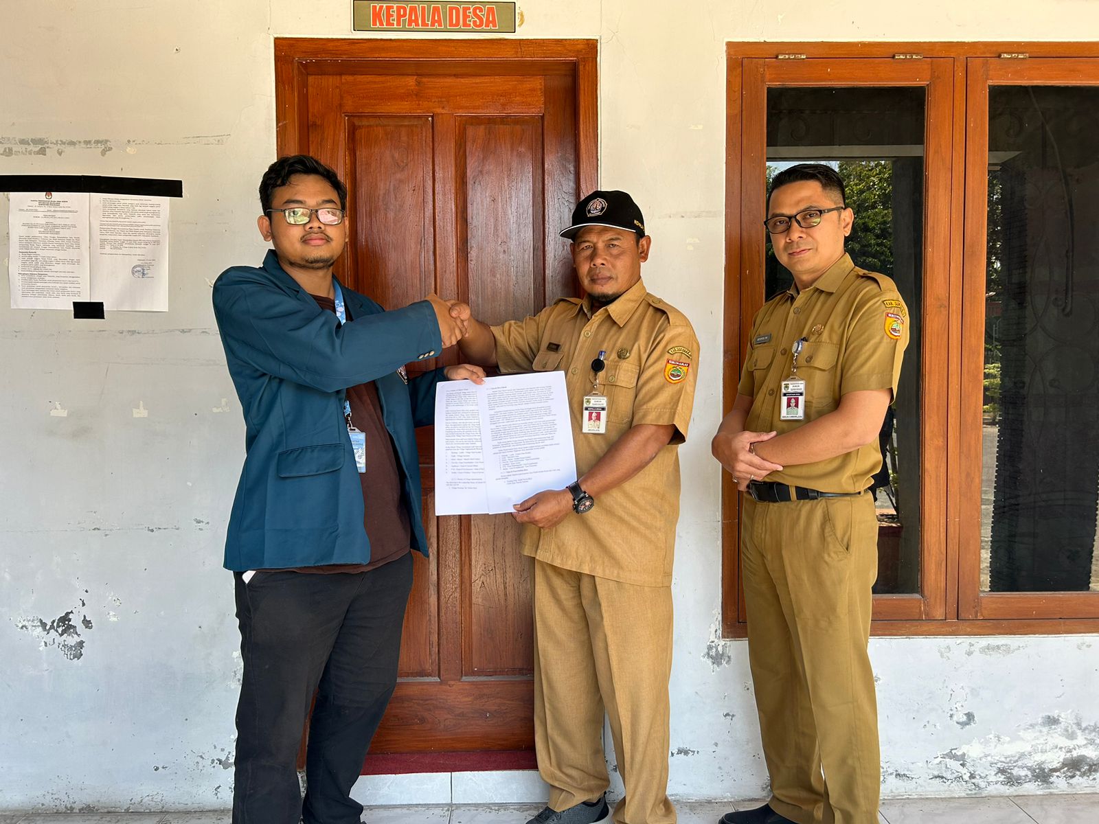KKN II Undip 2024 Desa Dukuh: Arsipkan Sejarah Desa Dukuh Melalui Wawancara dengan Tokoh Masyarakat